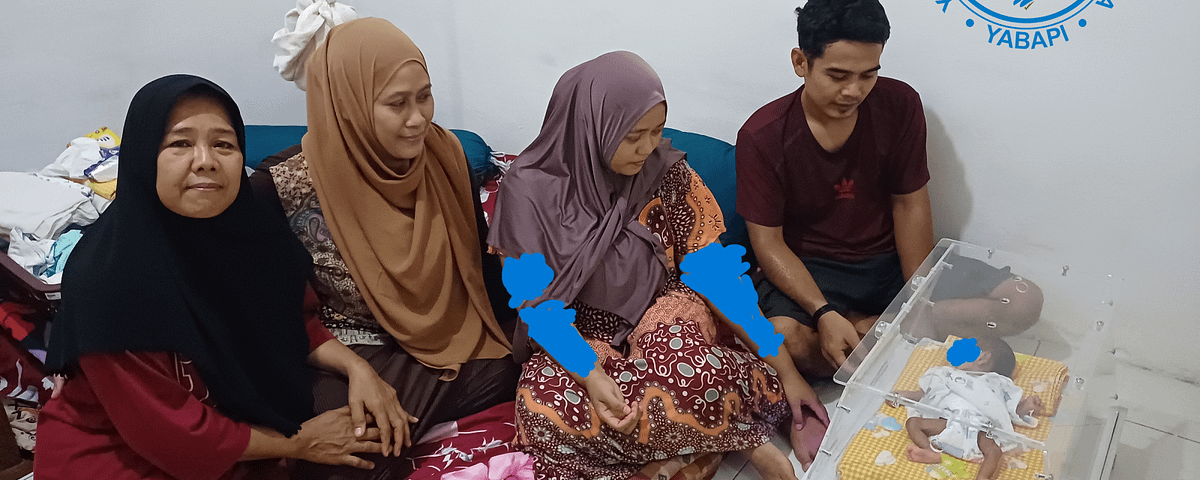 Kehangatan Keluarga Bayi Muhammad Al Syafiq : Bertumbuh dari 1110 Gram dengan Perjalanan Penuh Harapan