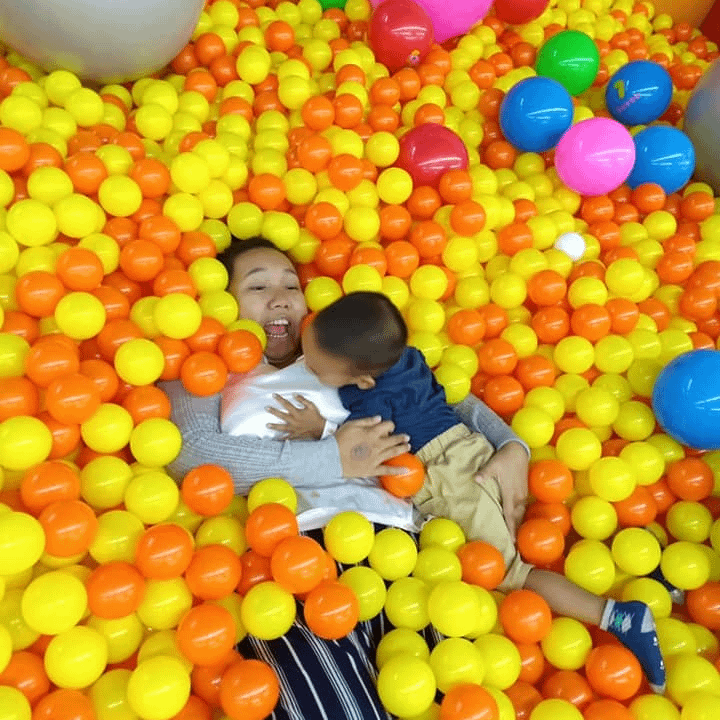 Ibu Fhatia Nur Arifin